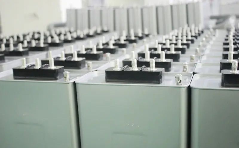 低壓電力電容器的智能化特點(diǎn)有哪些？